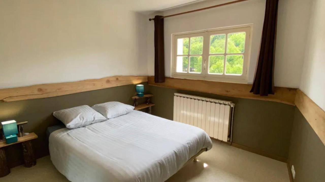 Appartement Aux Sources De La Chabanne Saint-Hilaire-les-Courbes Екстериор снимка